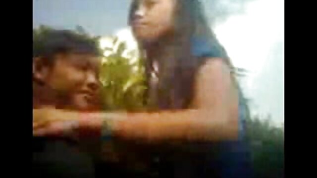 - دانلود عکس سکسی الکسیس تگزاس هاستل زیبایی برای یک بررسی خوب با یک غریبه فریب می زند